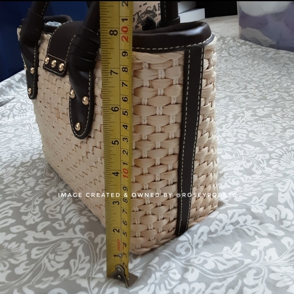 **SOLD** Chaps Straw Handbag EUC - Picture 11 of 11